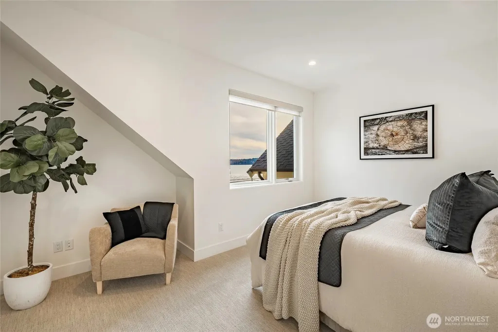 1553 Mitchell Avenue Blaine WA 98230