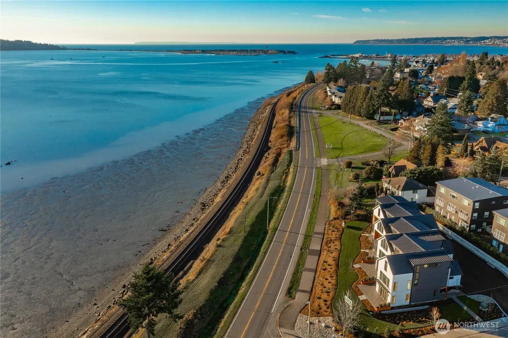1553 Mitchell Avenue Blaine WA 98230
