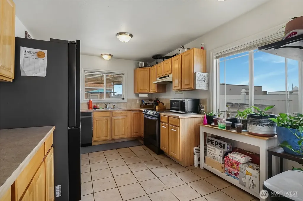 320 S Gumwood Street Moses Lake WA 98837
