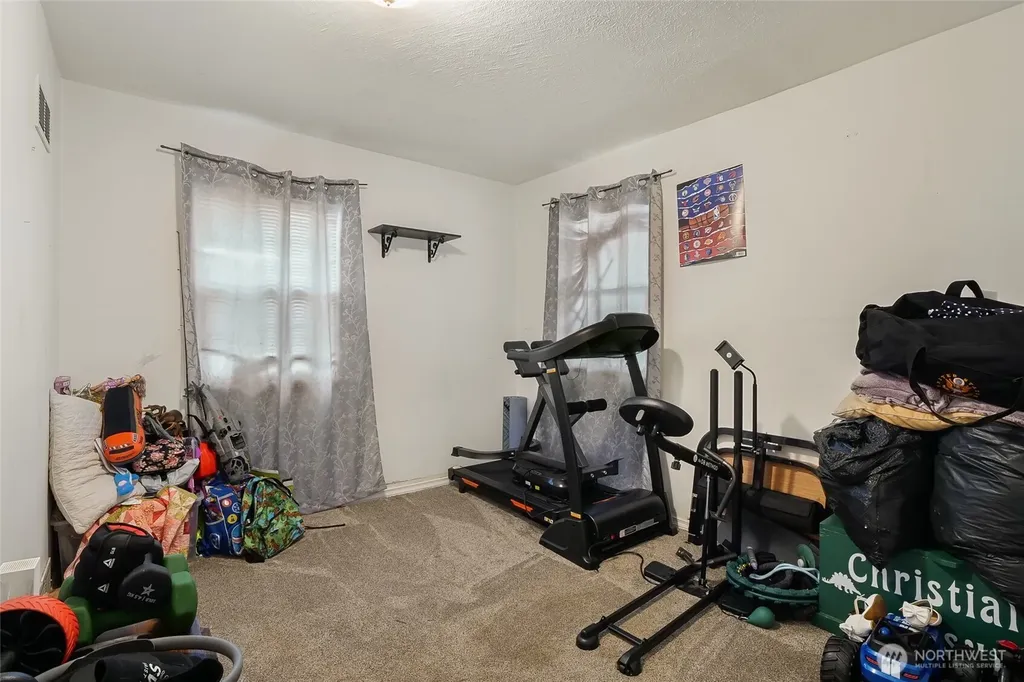 320 S Gumwood Street Moses Lake WA 98837