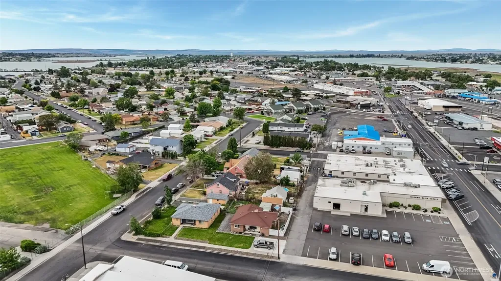 320 S Gumwood Street Moses Lake WA 98837