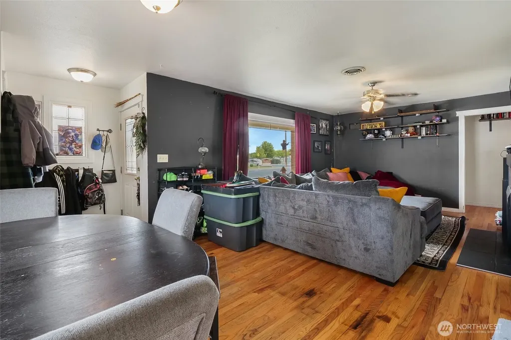 320 S Gumwood Street Moses Lake WA 98837