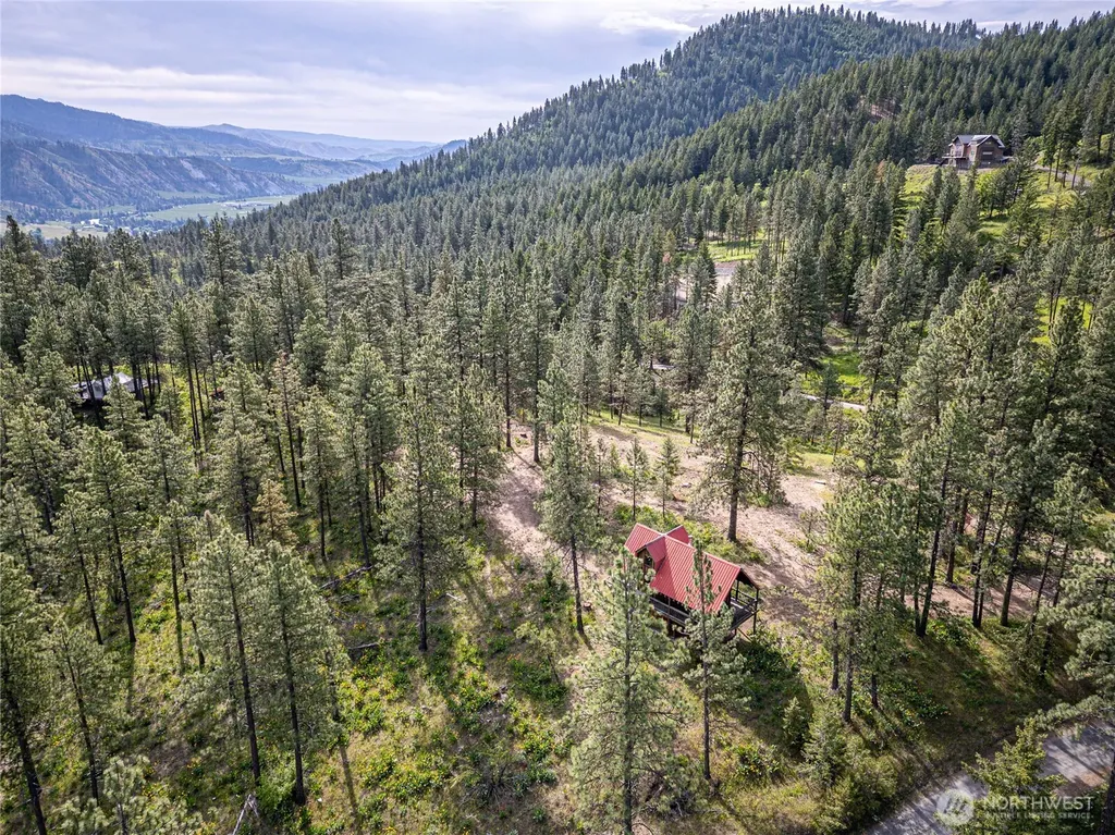 329 First Grade Road Leavenworth WA 98826
