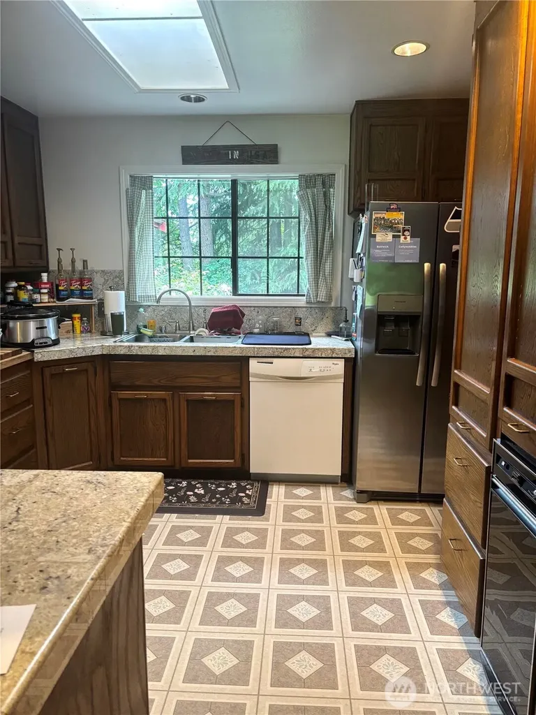 431 Fasola Sequim WA 98382