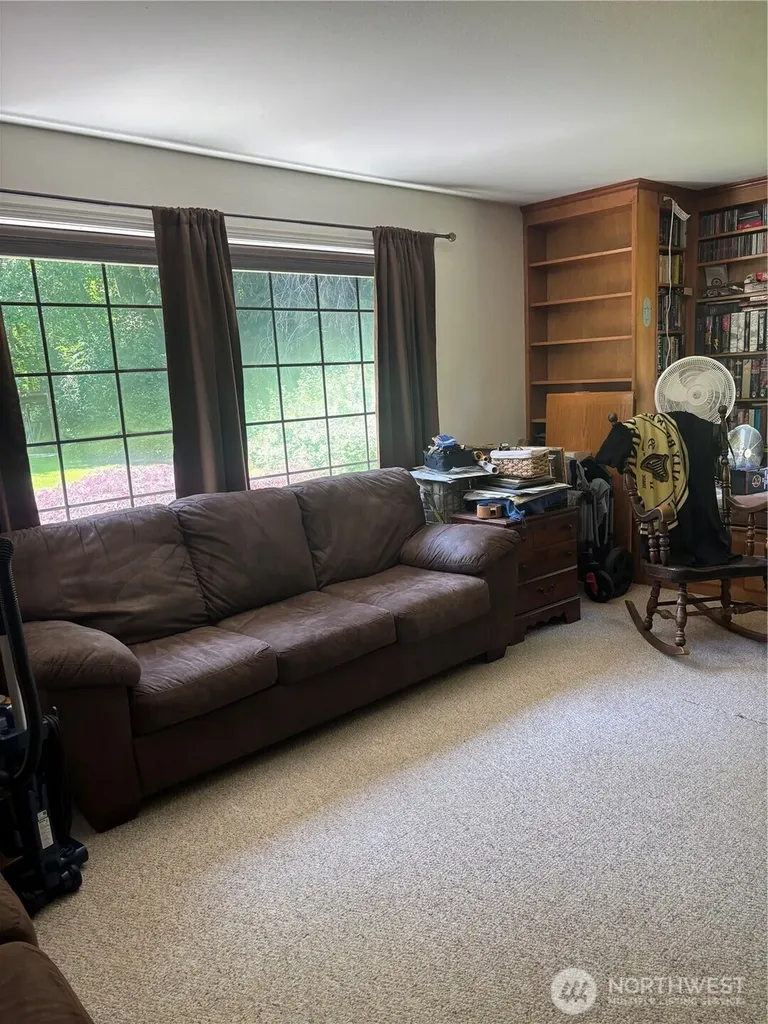 431 Fasola Sequim WA 98382