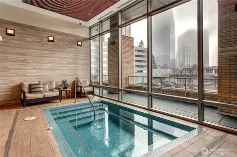 10610 NE 9th Place Bellevue WA 98004