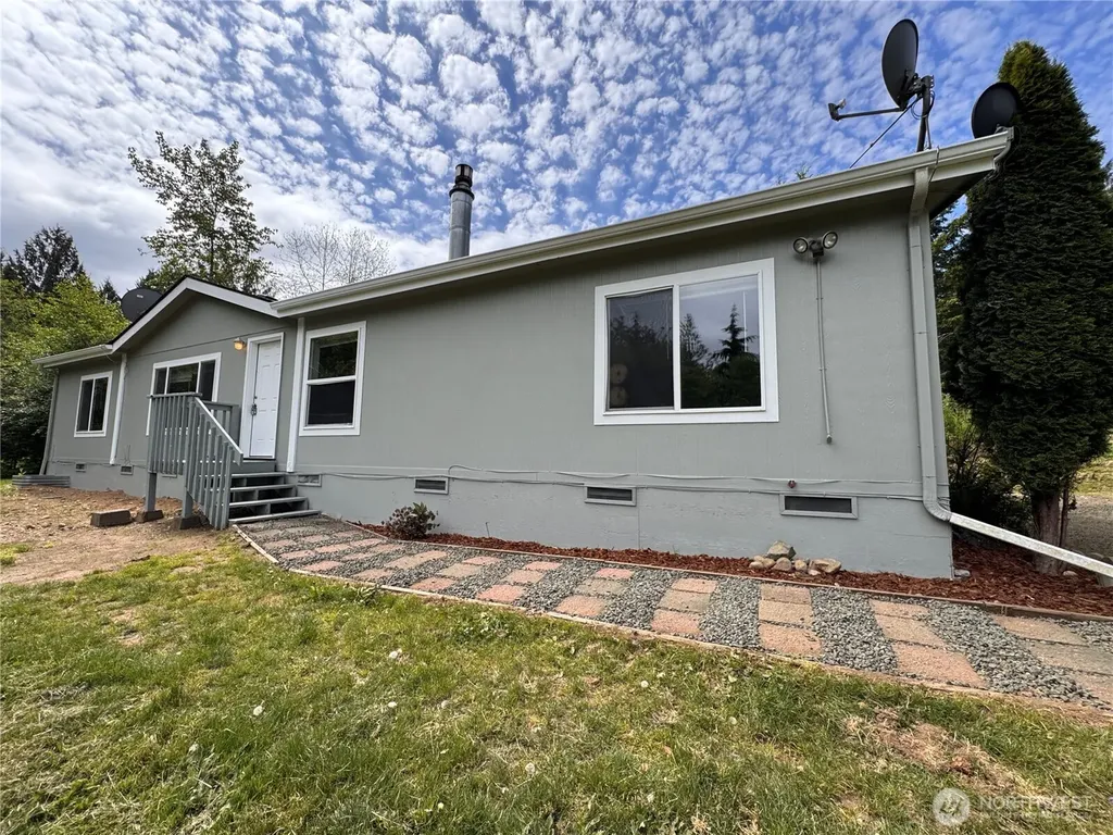 60 N Charles Place Hoodsport WA 98548
