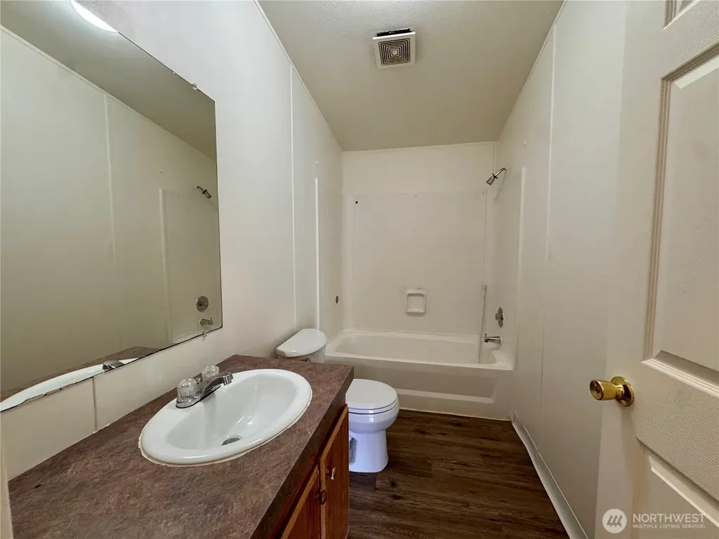 60 N Charles Place Hoodsport WA 98548