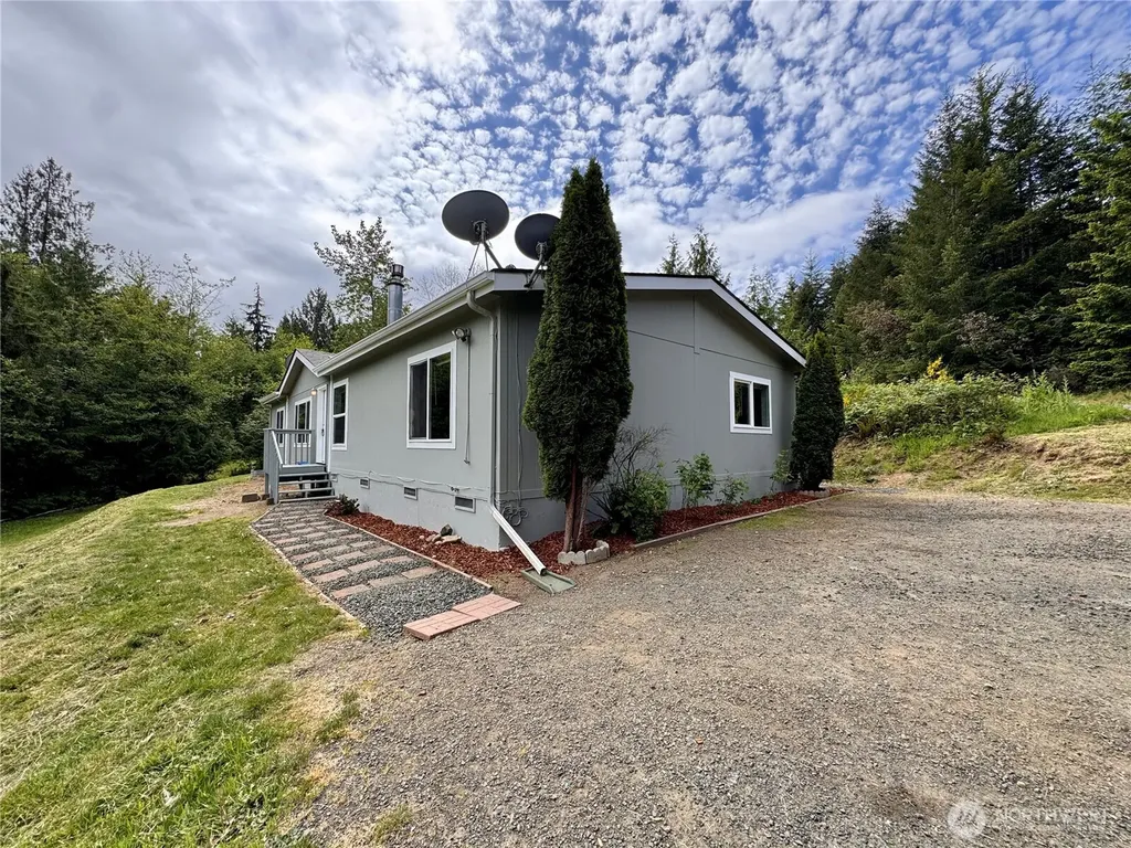 60 N Charles Place Hoodsport WA 98548