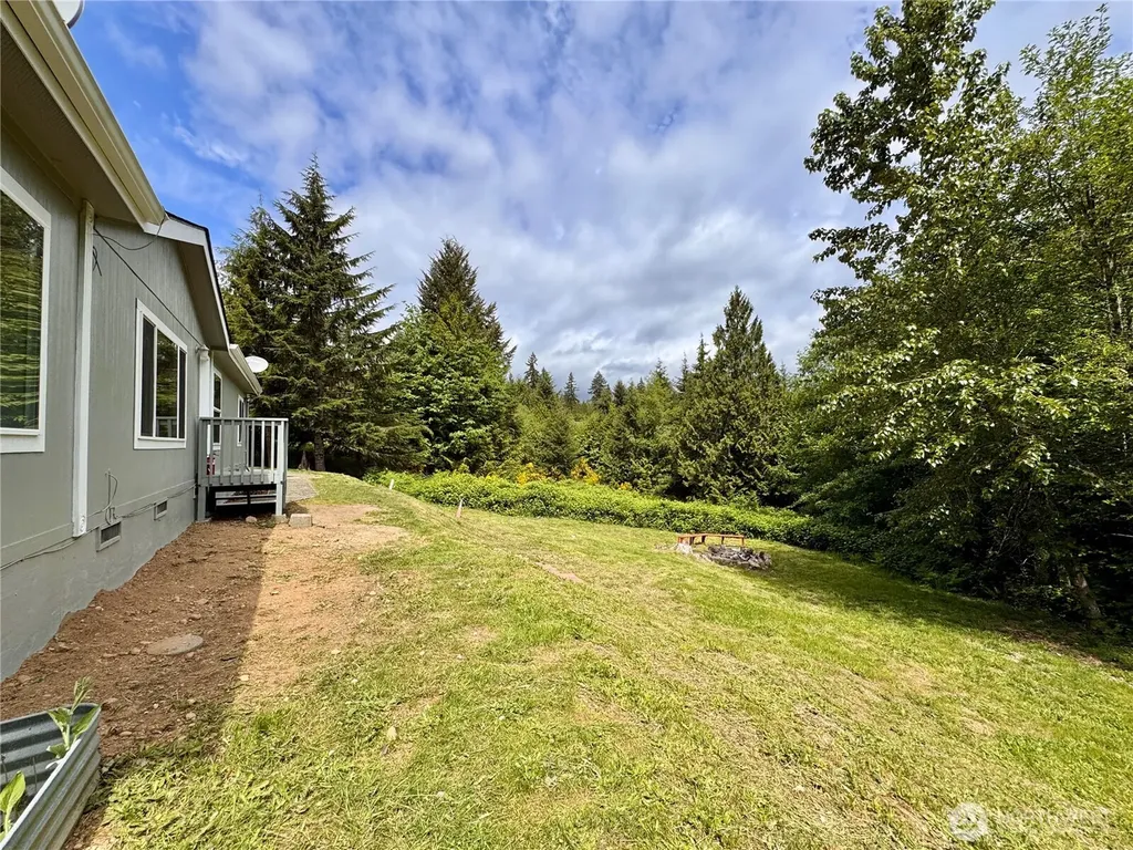 60 N Charles Place Hoodsport WA 98548