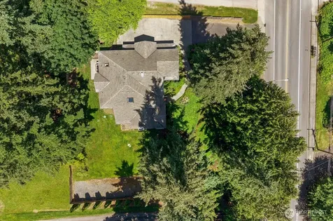 1239 216th Avenue NE Sammamish WA 98074