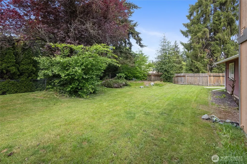 10214 13th Avenue Ct E Tacoma WA 98445