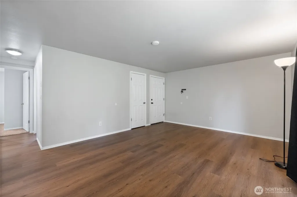 10214 13th Avenue Ct E Tacoma WA 98445