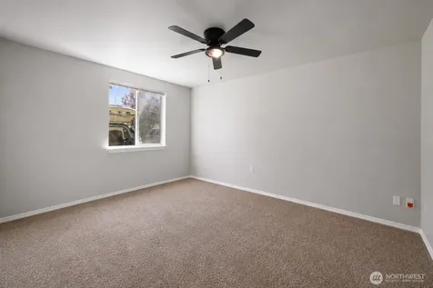 10214 13th Avenue Ct E Tacoma WA 98445