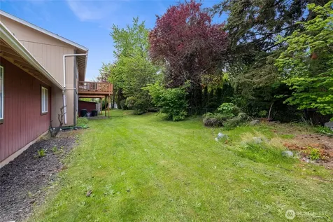 10214 13th Avenue Ct E Tacoma WA 98445