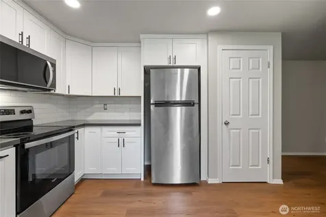 10214 13th Avenue Ct E Tacoma WA 98445