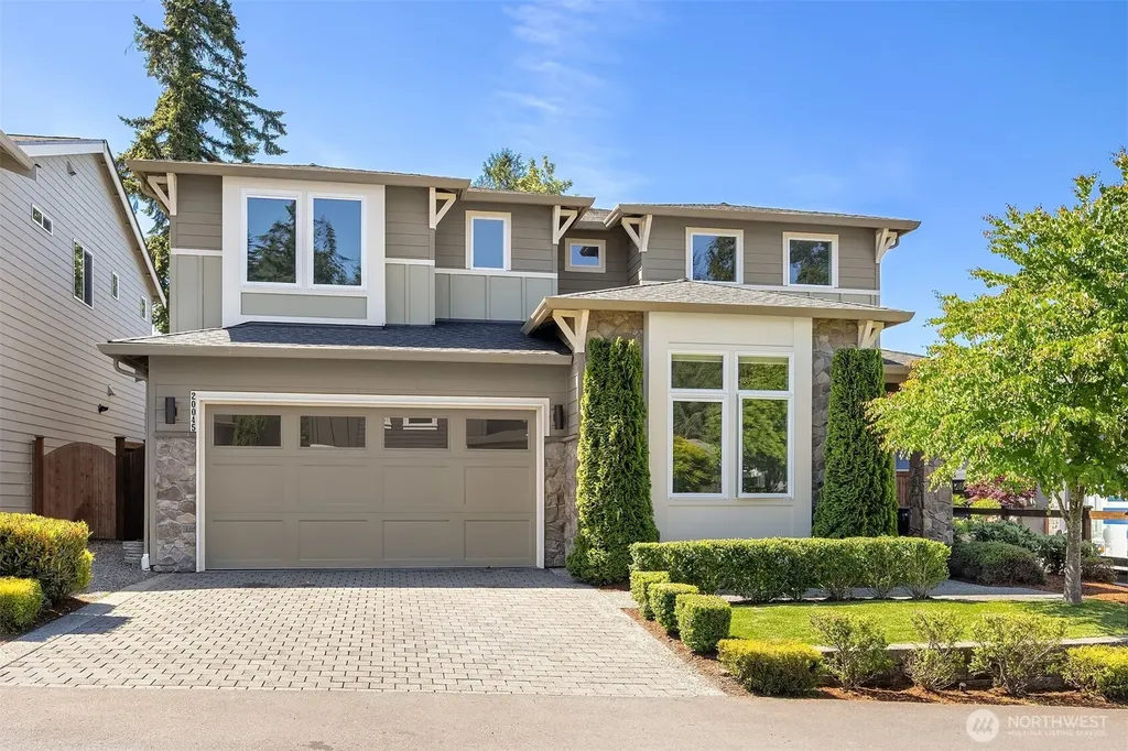 20045 10th Avenue NW Shoreline WA 98177