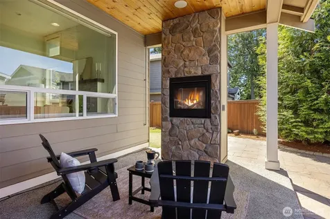 20045 10th Avenue NW Shoreline WA 98177