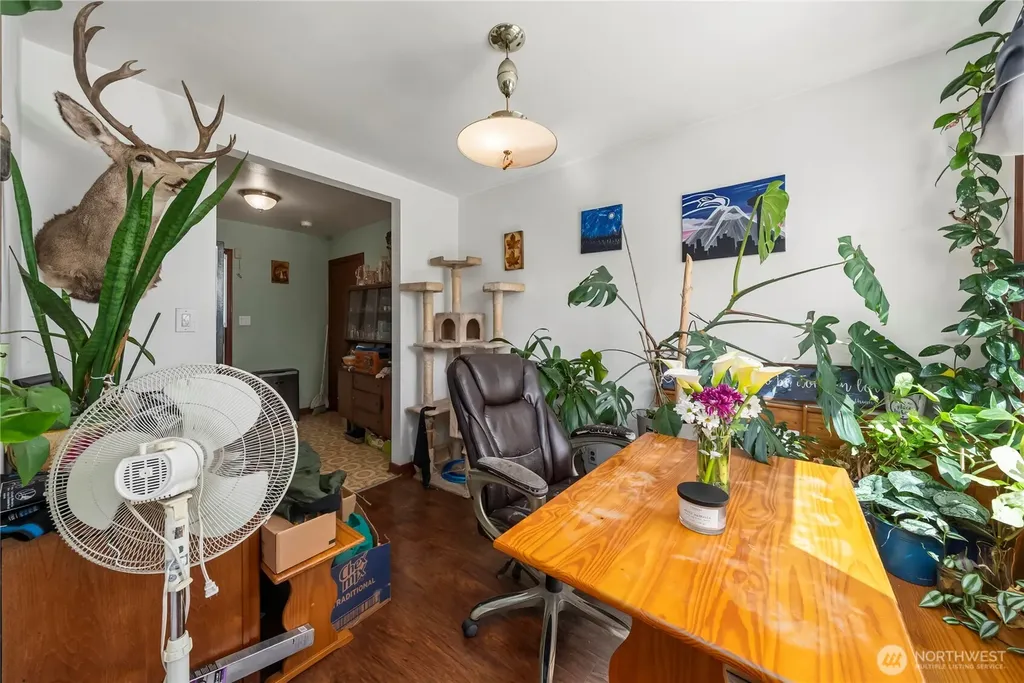 8446 E B Street Tacoma WA 98445