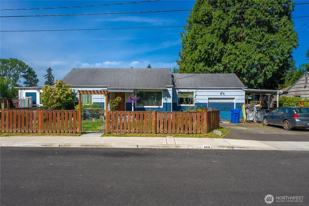 8446 E B Street Tacoma WA 98445