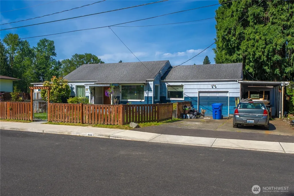 8446 E B Street Tacoma WA 98445