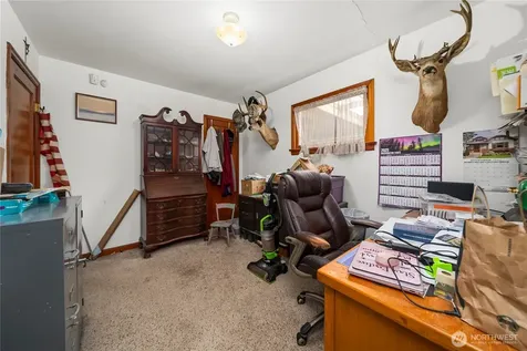 8446 E B Street Tacoma WA 98445