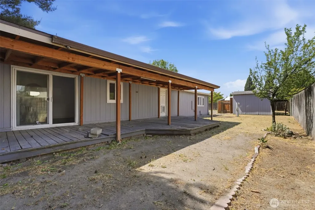 604 N Elm Street Pasco WA 99301
