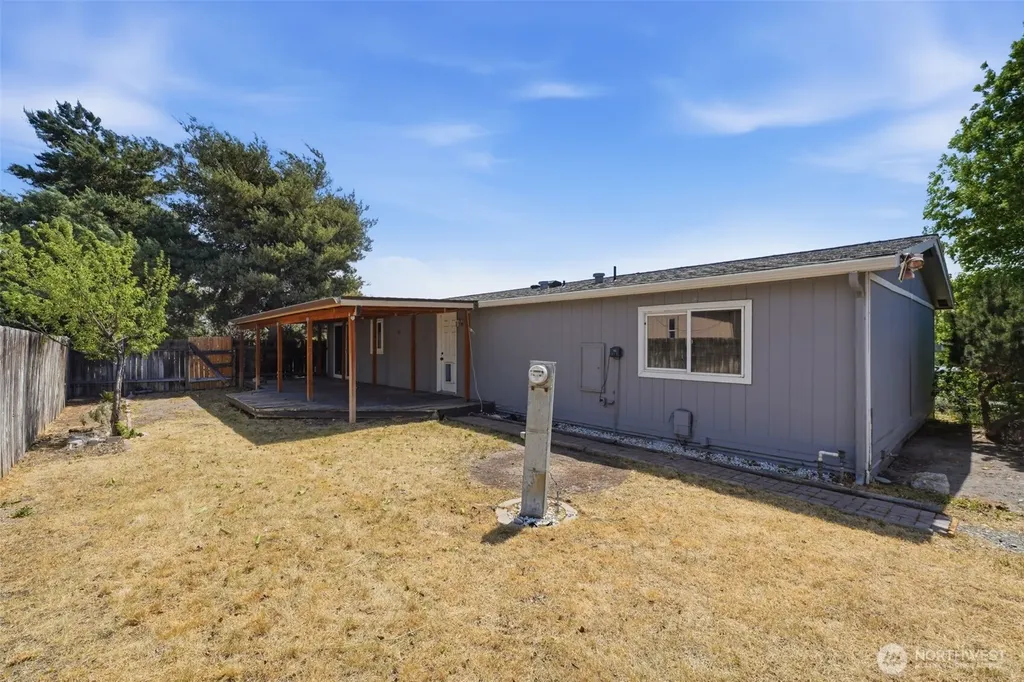 604 N Elm Street Pasco WA 99301