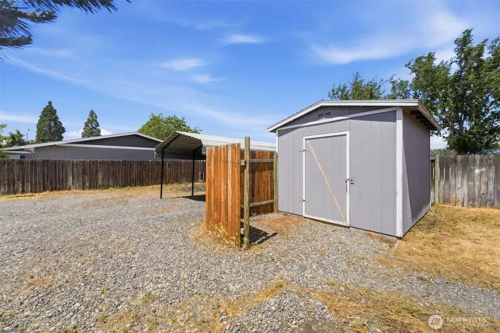 604 N Elm Street Pasco WA 99301