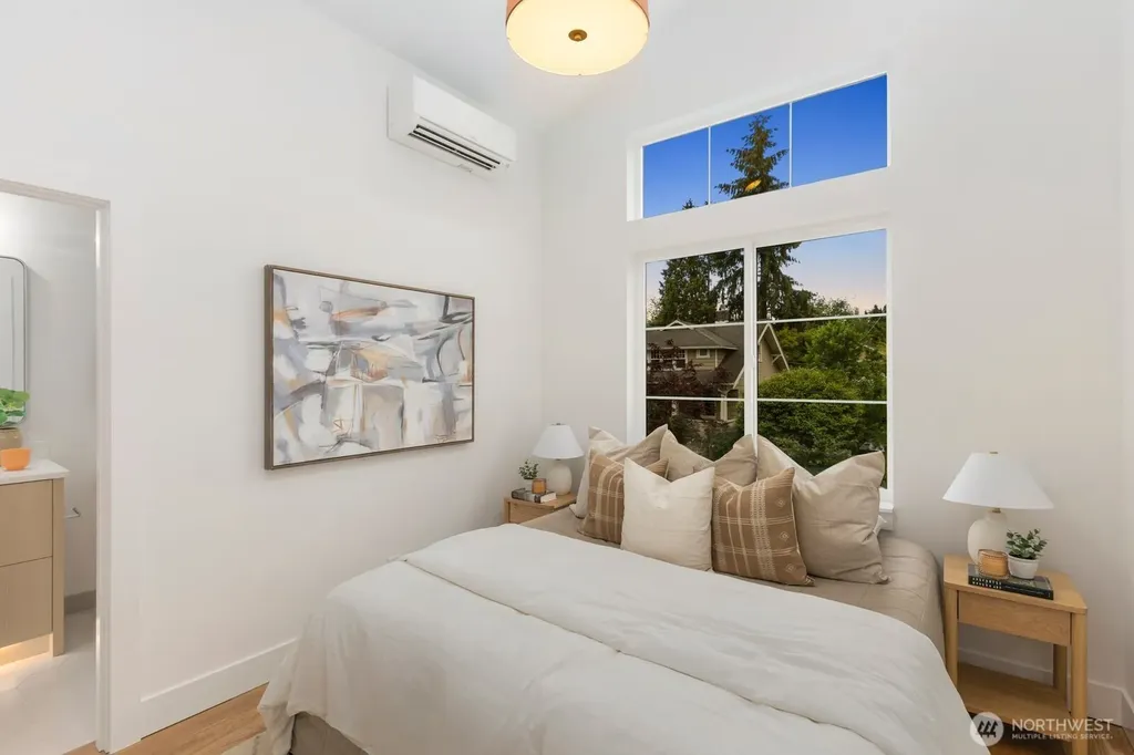 3938 Angeline Street Seattle WA 98118