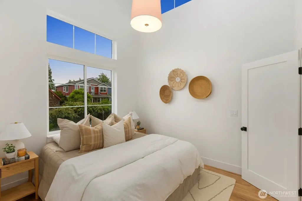 3938 Angeline Street Seattle WA 98118