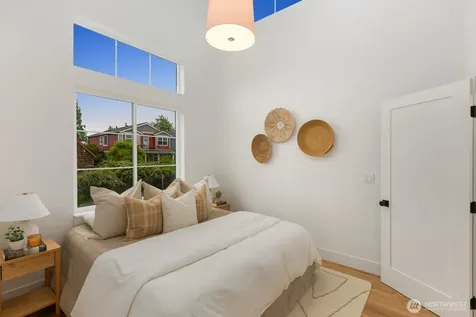 3938 Angeline Street Seattle WA 98118
