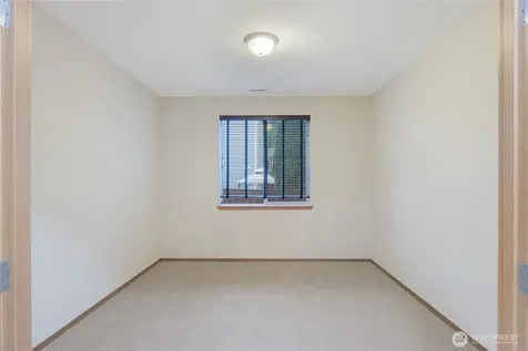 27824 242nd Place SE Maple Valley WA 98038