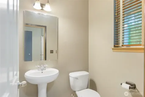 27824 242nd Place SE Maple Valley WA 98038