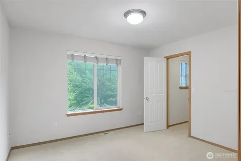 27824 242nd Place SE Maple Valley WA 98038
