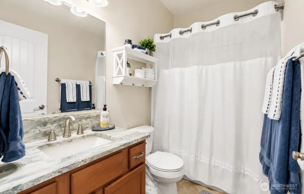 9039 176th Avenue SW Rochester WA 98579