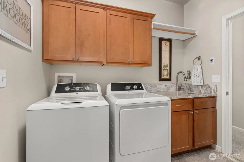 9039 176th Avenue SW Rochester WA 98579