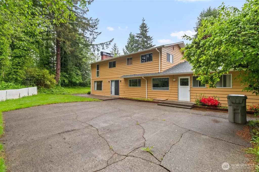 500 W Oak Street Mccleary WA 98557