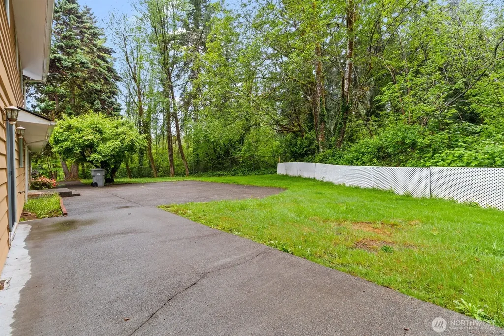 500 W Oak Street Mccleary WA 98557