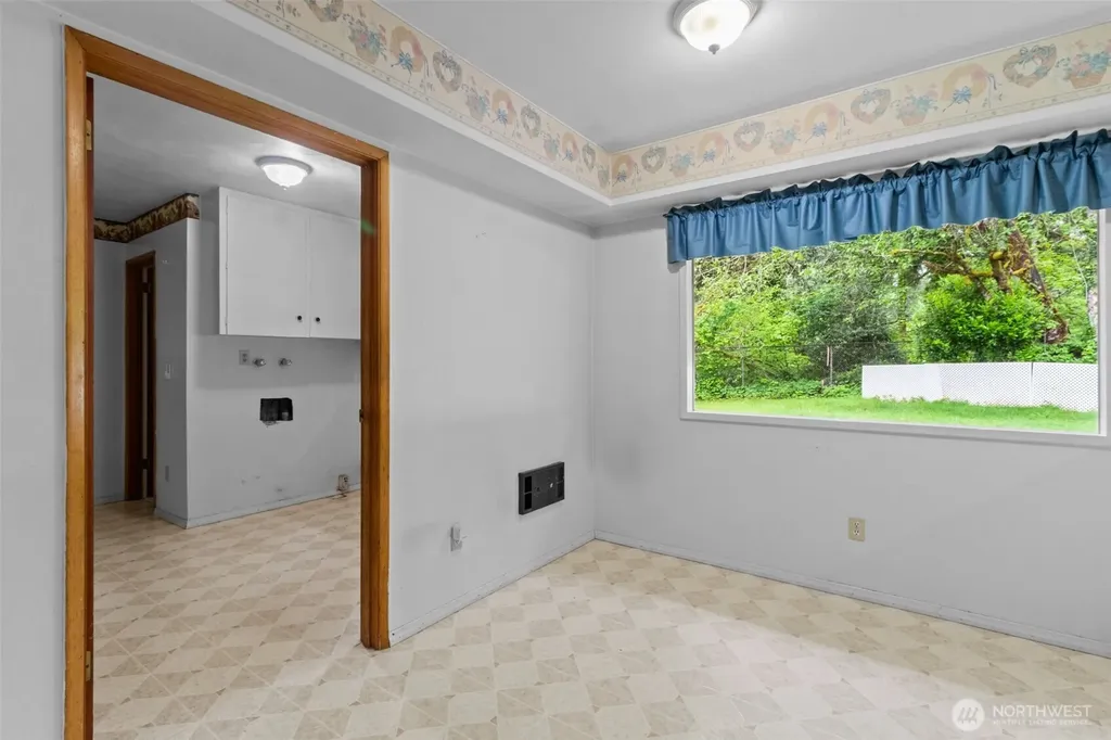 500 W Oak Street Mccleary WA 98557