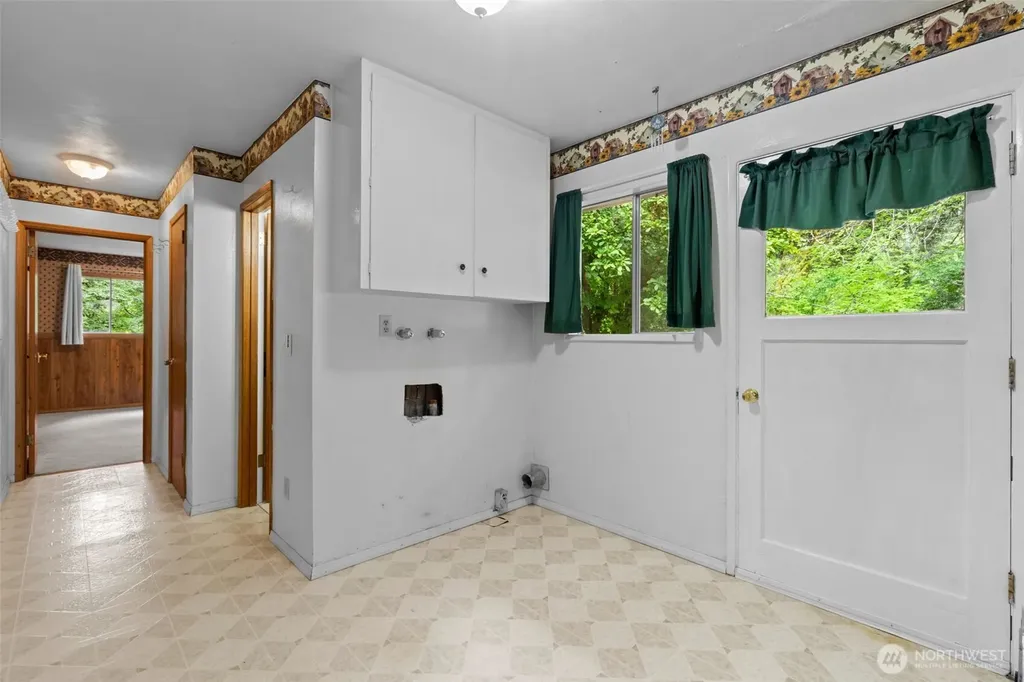 500 W Oak Street Mccleary WA 98557