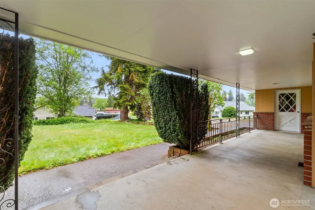 500 W Oak Street Mccleary WA 98557