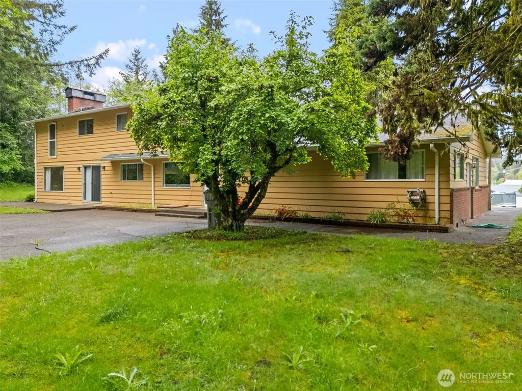 500 W Oak Street Mccleary WA 98557
