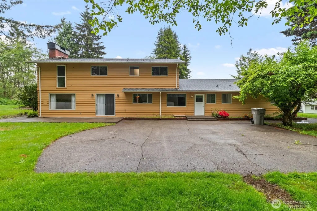 500 W Oak Street Mccleary WA 98557