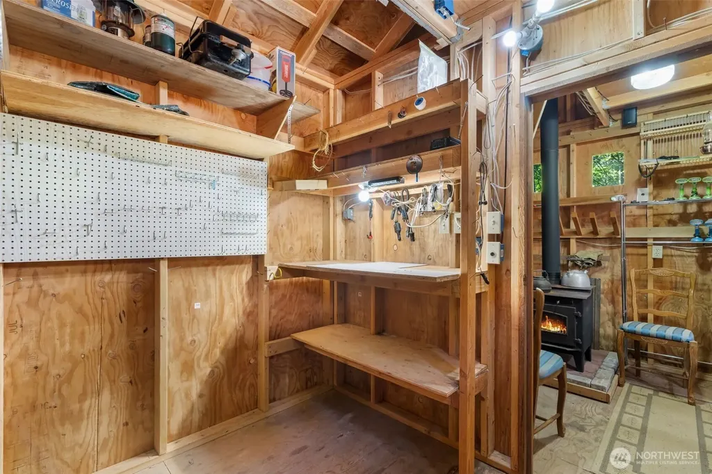 2500 4 Peaks Drive Cougar WA 98616