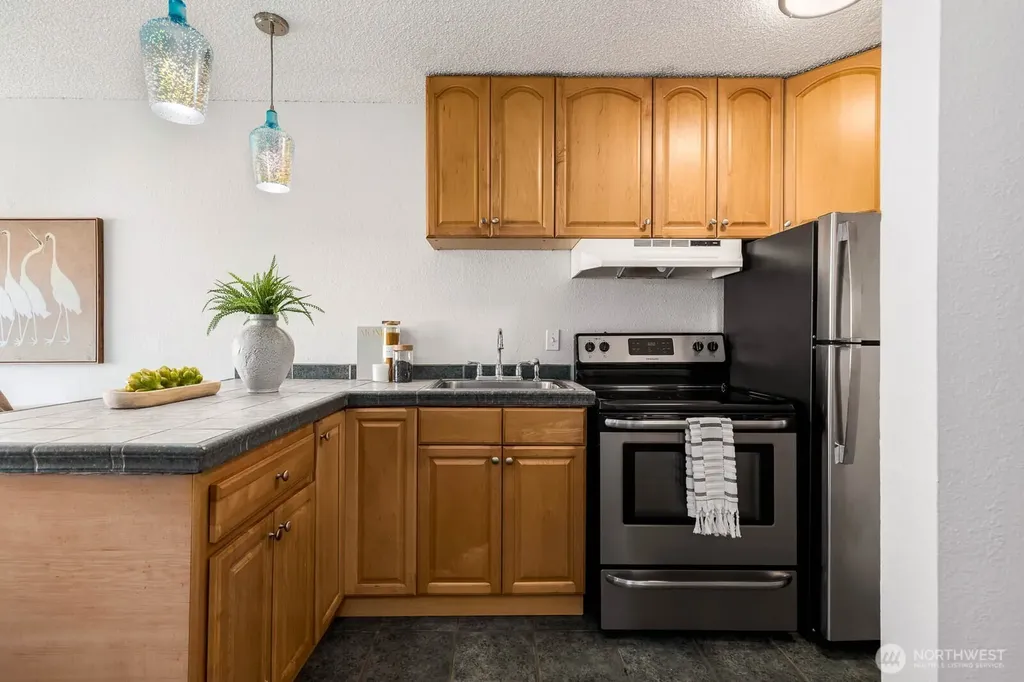 120 14th Avenue Seattle WA 98122