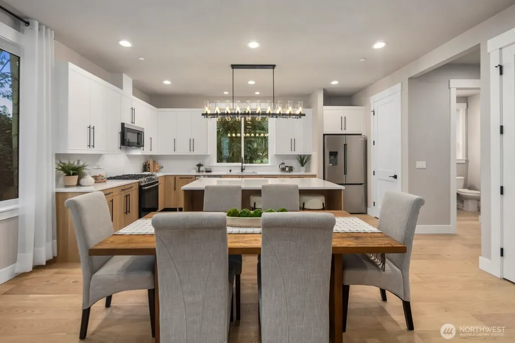 5012 114th Avenue NE Kirkland WA 98033