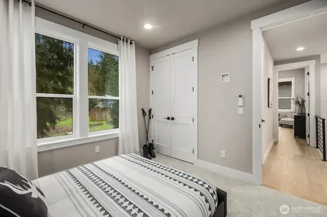5012 114th Avenue NE Kirkland WA 98033