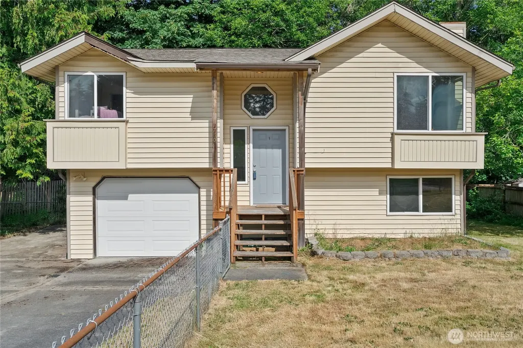 7780 E Van Buren Street Port Orchard WA 98366