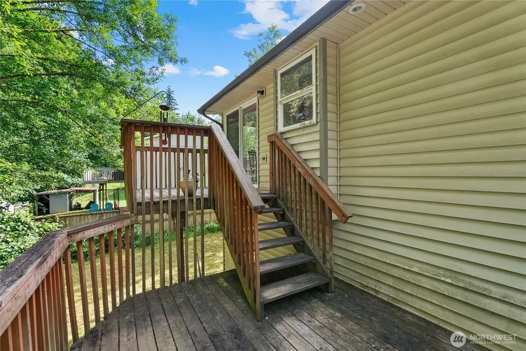 7780 E Van Buren Street Port Orchard WA 98366